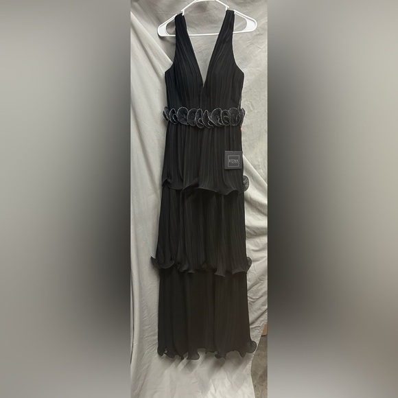 Mac Duggal 49281 NWT ROSETTE RUFFLE LAYERED ROSEETTE MAXI DRESS - Picture 5 of 11